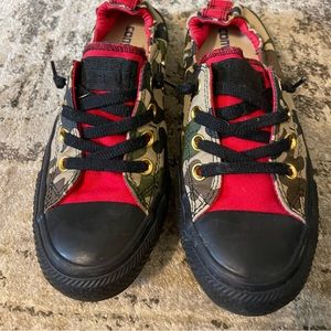 Custom converse size 7 1/2